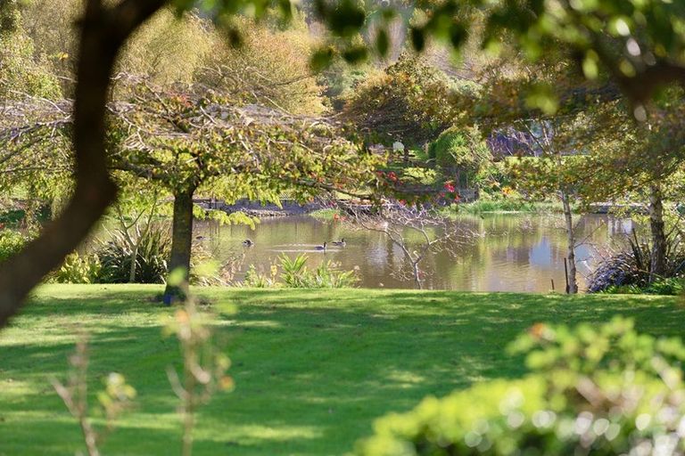 Photo of property in 51 Mahaki Road, Nikau Valley, Paraparaumu, 5032