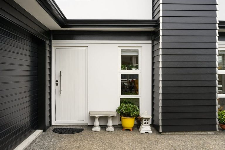 Photo of property in 5a Athlone Place, Hokowhitu, Palmerston North, 4410