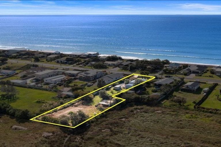 Photo of property in 202a Pukehina Parade, Pukehina, Te Puke, 3189