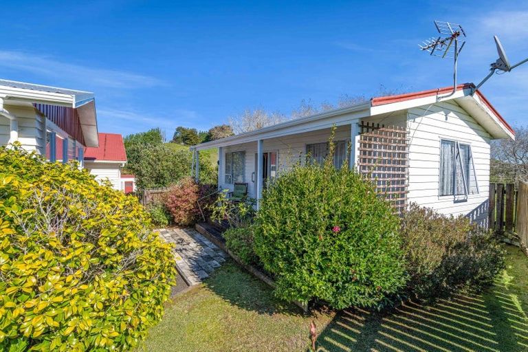 Photo of property in 558 Mangorei Road, Mangorei, New Plymouth, 4371