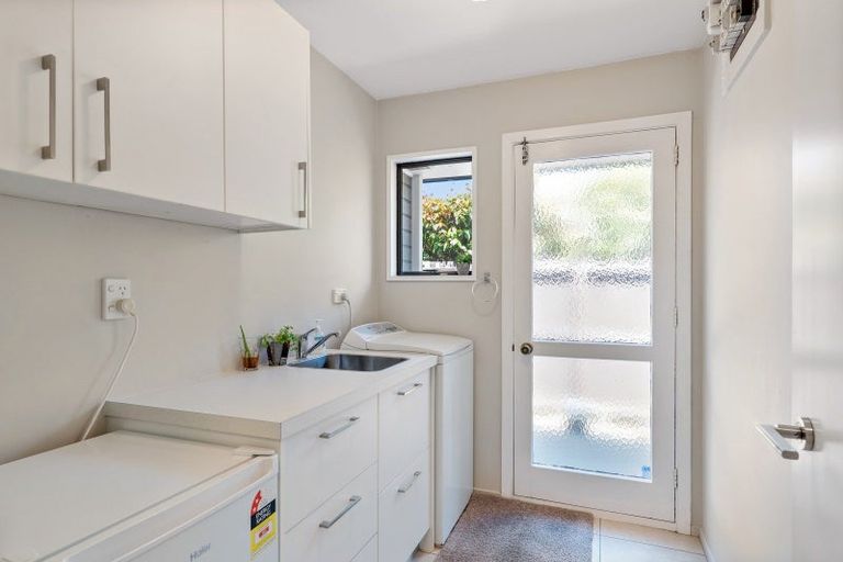 Photo of property in 36 Westmont Street, Ilam, Christchurch, 8041