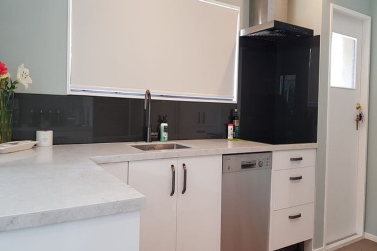 Photo of property in 24 Hetley Crescent, Taradale, Napier, 4112