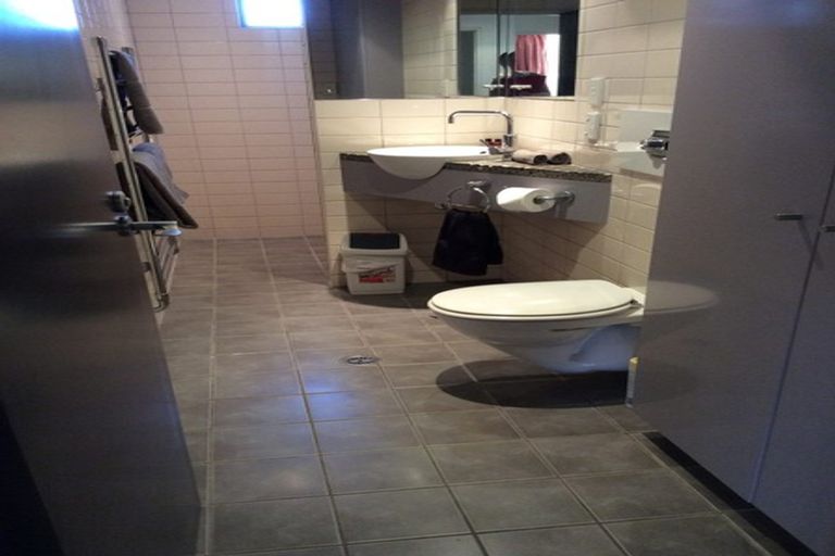 Photo of property in 33c Cranmer Square, Christchurch Central, Christchurch, 8013