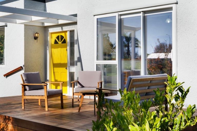 Photo of property in 6 Dolbel Street, Taradale, Napier, 4112