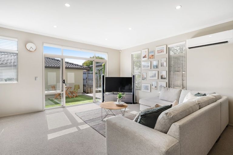 Photo of property in 131 Baverstock Road, Flat Bush, Auckland, 2016