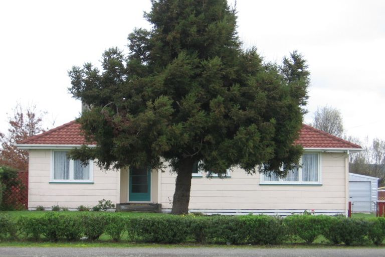 Photo of property in 22 Kummer Crescent, Masterton, 5810