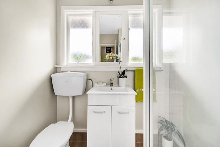 Photo of property in 1/23 Landsdowne Terrace, Cashmere, Christchurch, 8022