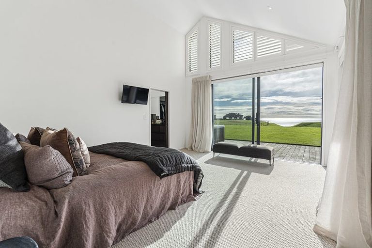 Photo of property in 438a Lwr Pitone Road, Pitone, New Plymouth, 4374