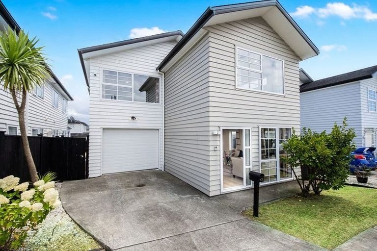 Photo of property in 17 Collier Drive, Flat Bush, Auckland, 2019
