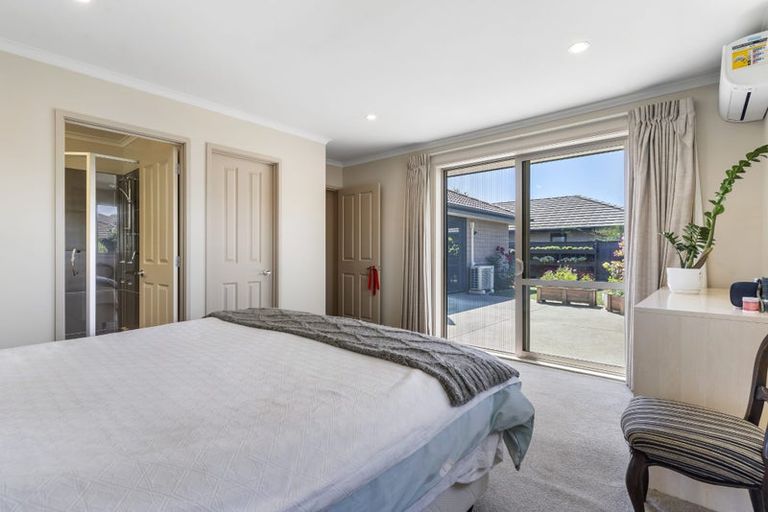 Photo of property in 12 Silkwood Crescent, Karaka, Papakura, 2113