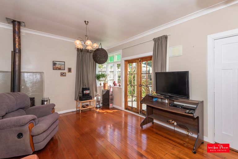 Photo of property in 3 View Road, Hikurangi, 0114