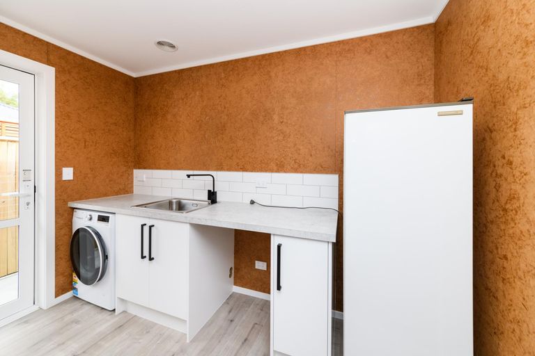 Photo of property in 208a Tremaine Avenue, Highbury, Palmerston North, 4412