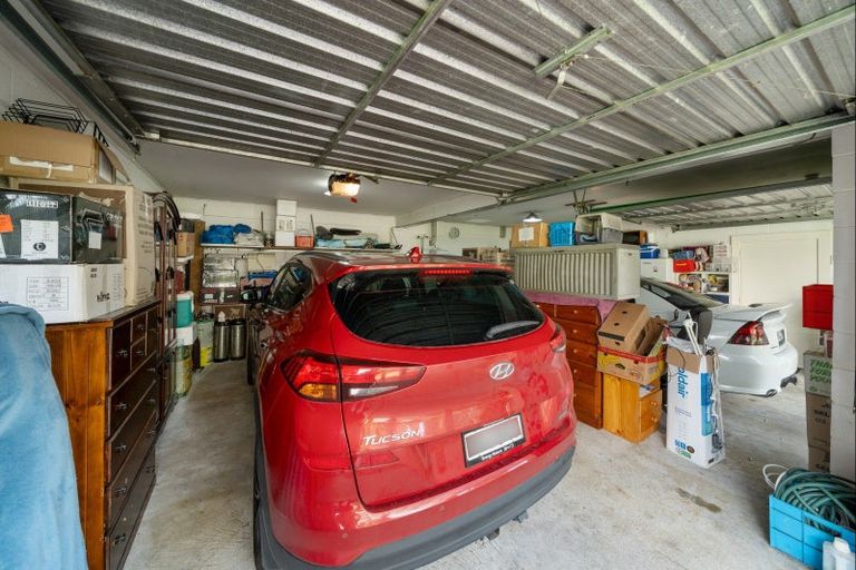 Photo of property in 5 Whakapaki Street, Urenui, 4375