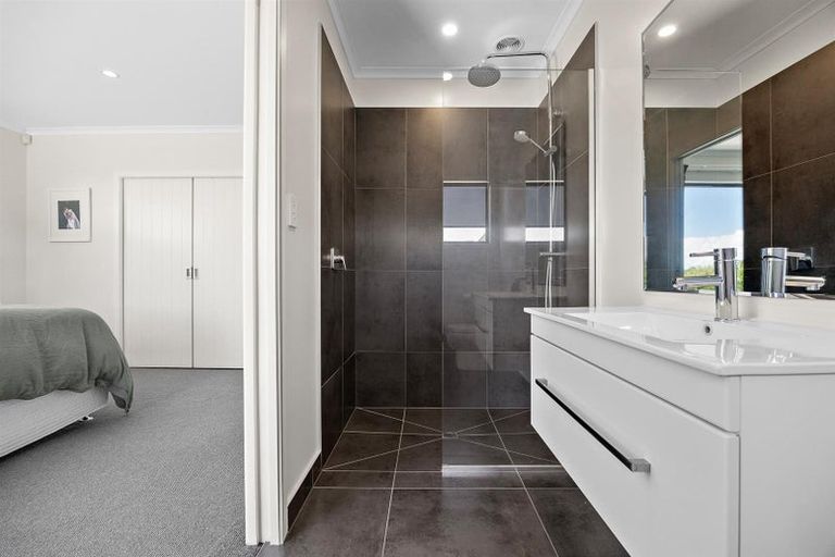Photo of property in 81 Solan Drive, Waimauku, 0812