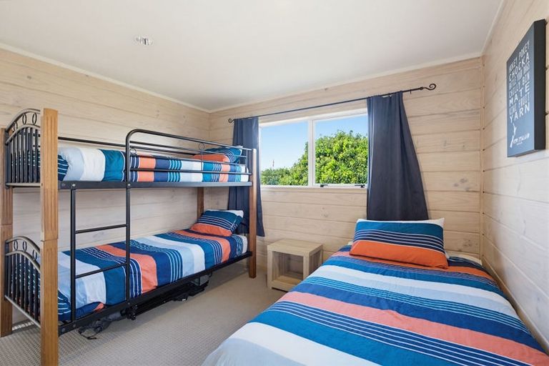 Photo of property in 42 Carina Way, Whitianga, 3510