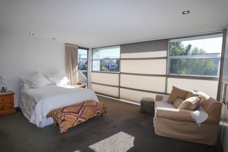 Photo of property in 10 Holly Road, St Albans, Christchurch, 8014