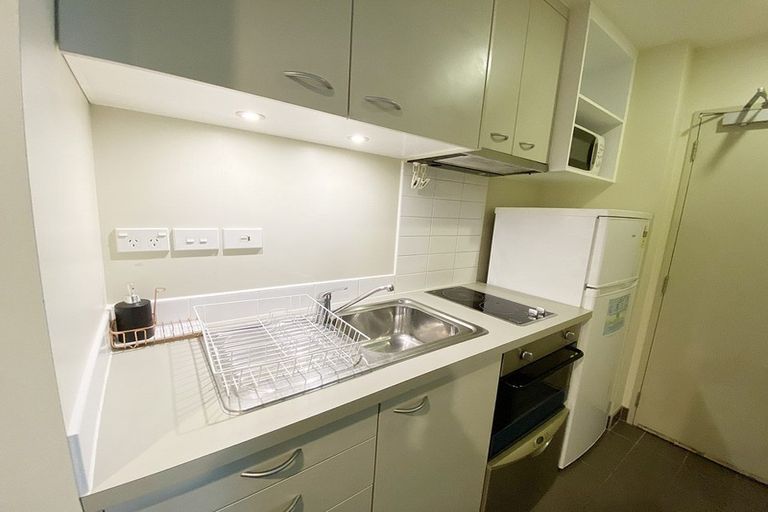 Photo of property in 205/17 Osterley Way, Manukau, Auckland, 2104