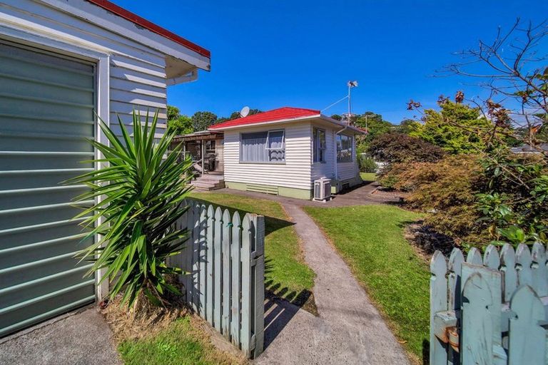 Photo of property in 4 Lydford Place, Spotswood, New Plymouth, 4310