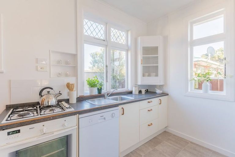 Photo of property in 10a Puriri Street, Miramar, Wellington, 6022