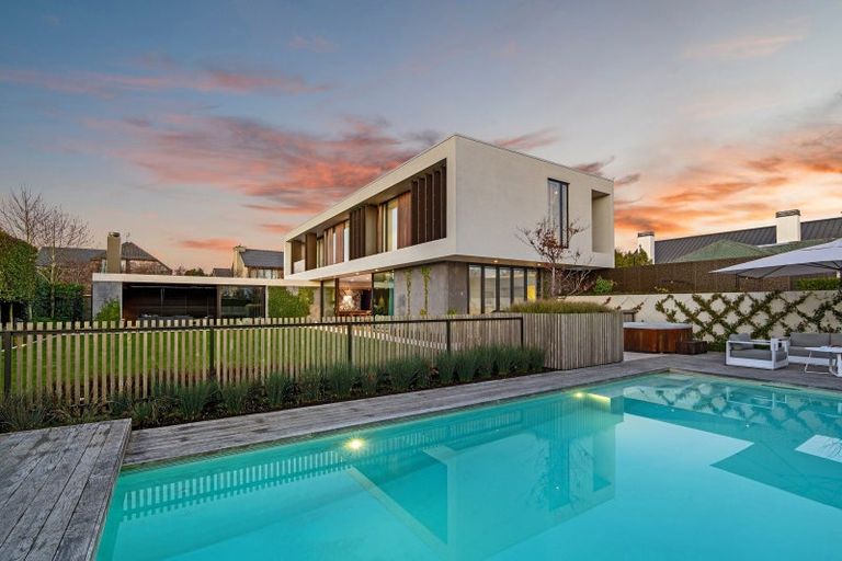 Photo of property in 48 Clissold Street, Merivale, Christchurch, 8014