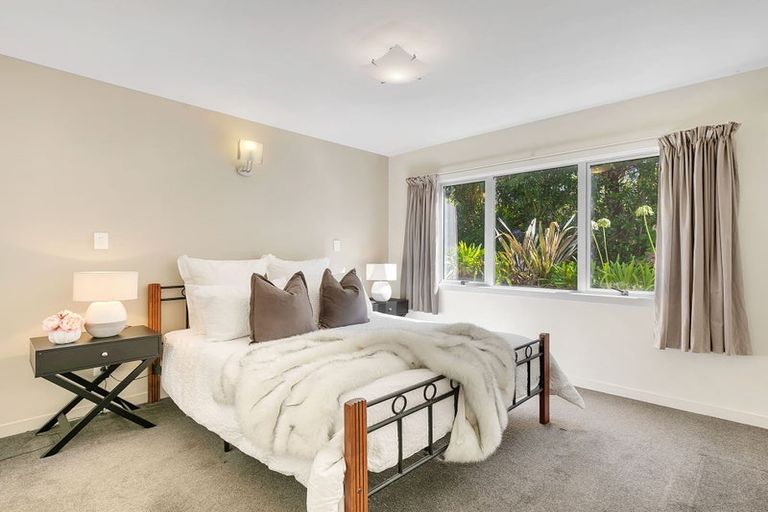 Photo of property in 19u2 Ranui Terrace, Tawa, Wellington, 5028