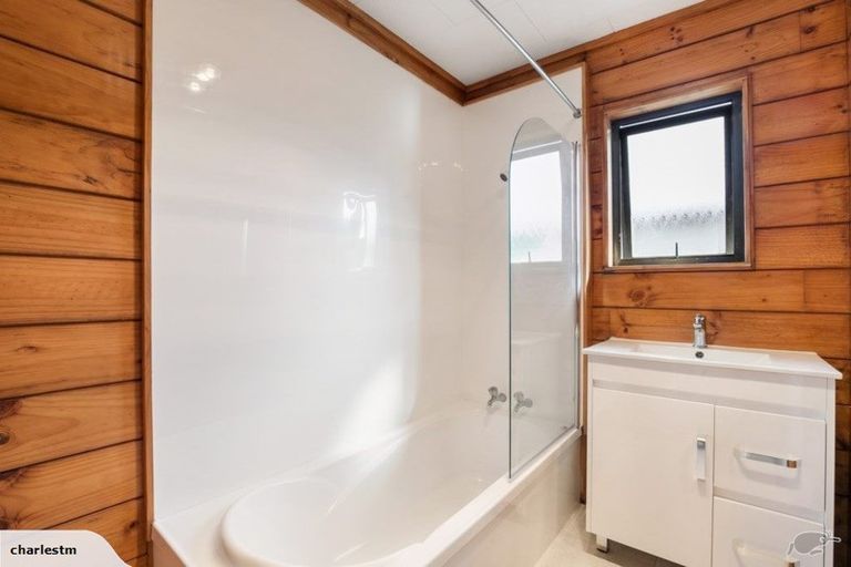 Photo of property in 3/32 Great South Road, Papakura, 2110