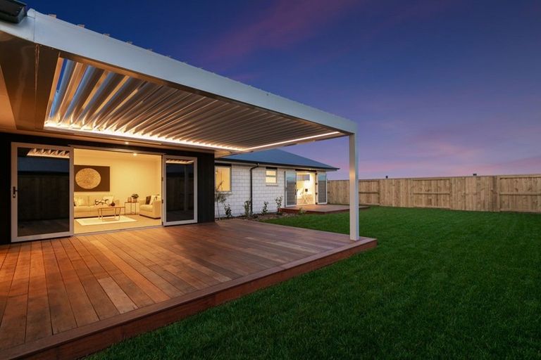 Photo of property in 32 Montiicola Drive, Papamoa Beach, Papamoa, 3118