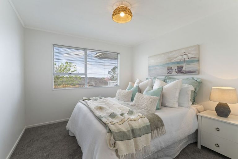Photo of property in 5 Gallony Avenue, Massey, Auckland, 0614