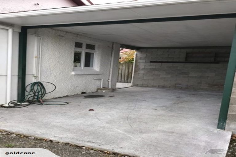 Photo of property in 28 Chamberlain Road, Karori, Wellington, 6012