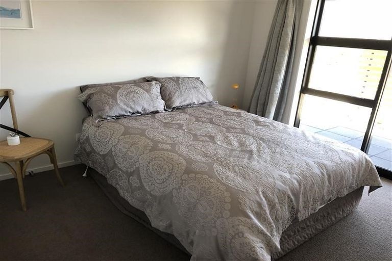 Photo of property in 14 Islington Place, Wanaka, 9305