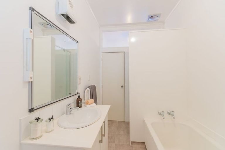 Photo of property in 10a Puriri Street, Miramar, Wellington, 6022