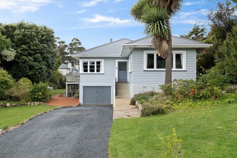 Photo of property in 8 Rosehill Road, Macandrew Bay, Dunedin, 9077