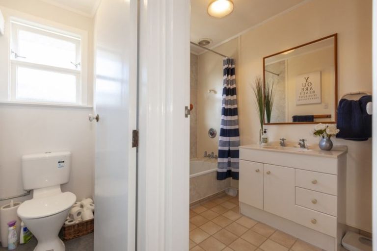 Photo of property in 13 Rangiatea Street, Paraparaumu Beach, Paraparaumu, 5032