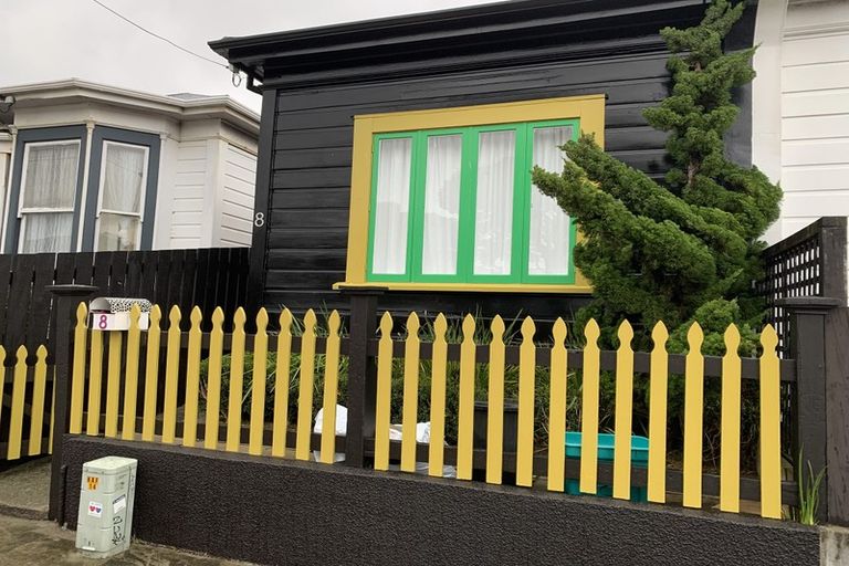 Photo of property in 8 Emmett Street, Newtown, Wellington, 6021