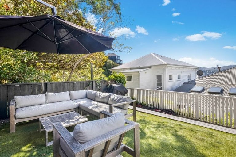 Photo of property in 4 Telford Terrace, Oriental Bay, Wellington, 6011