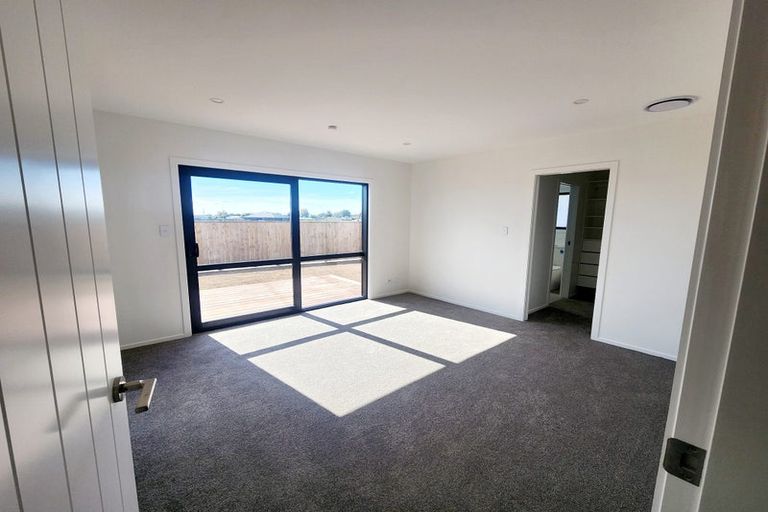 Photo of property in 5 Thorn Place, Levin, 5510