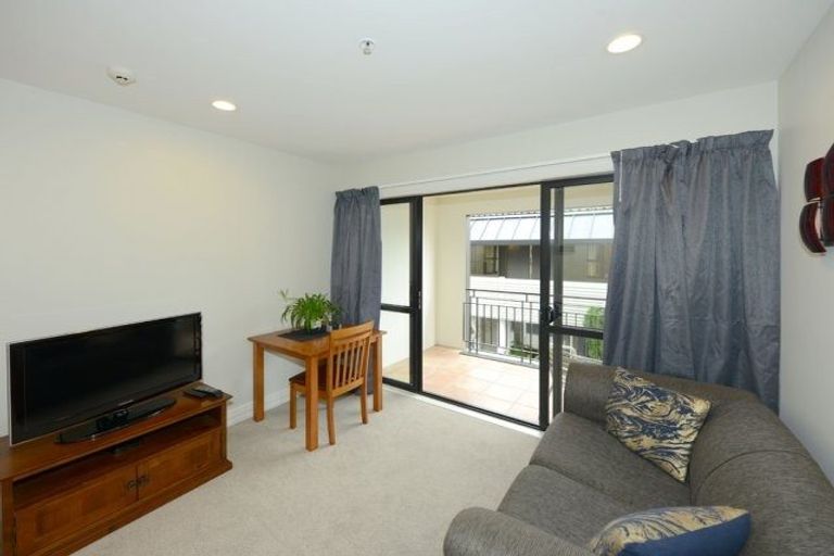 Photo of property in West Fitzroy, 2d/66 Armagh Street, Christchurch Central, Christchurch, 8013