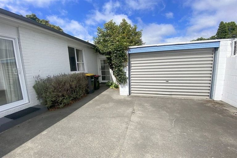 Photo of property in 253 Ilam Road, Ilam, Christchurch, 8041