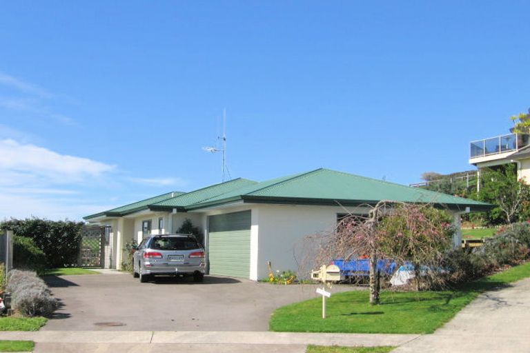 Photo of property in 12 Tautara Place, Ohauiti, Tauranga, 3112