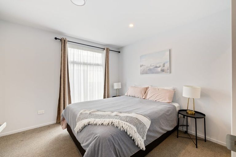 Photo of property in 2/8 New Brighton Road, Shirley, Christchurch, 8061