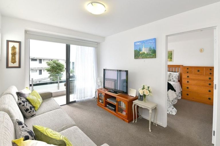 Photo of property in 117/17 Link Crescent, Stanmore Bay, Whangaparaoa, 0932