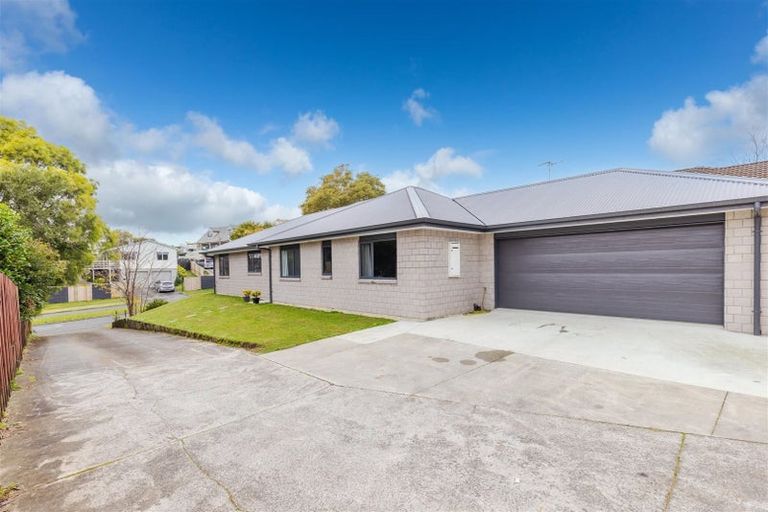 Photo of property in 2 Moreland Avenue, Pukete, Hamilton, 3200