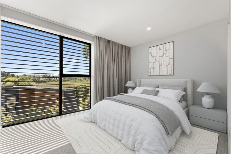 Photo of property in 21a Arahia Street, Northcote, Auckland, 0627
