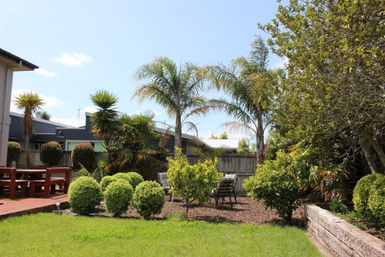 Photo of property in 17 Shalimar Place, Huntington, Hamilton, 3210