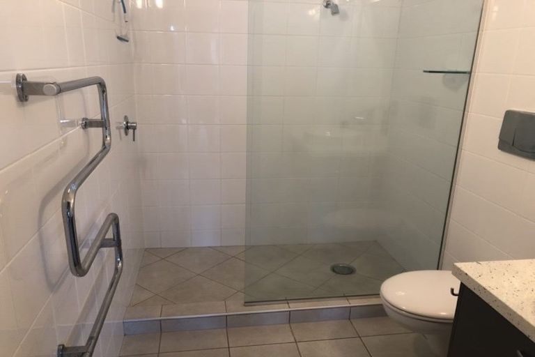 Photo of property in 300 Lake Terrace, Two Mile Bay, Taupo, 3330