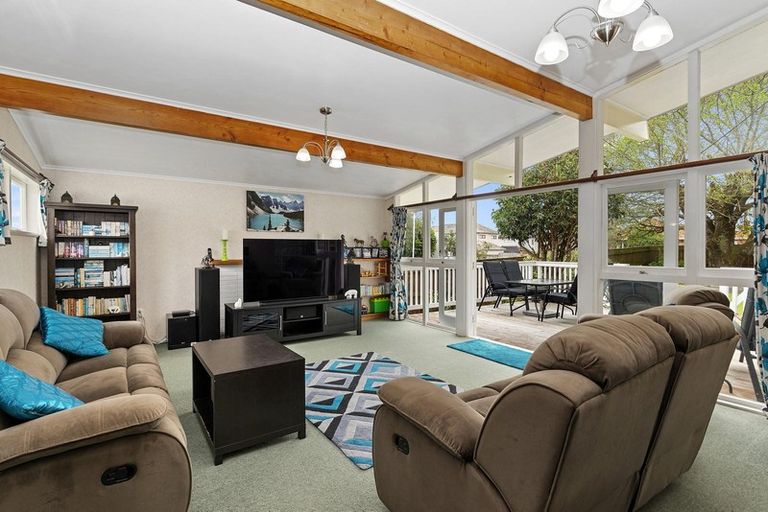 Photo of property in 93 Mcleod Road, Te Atatu South, Auckland, 0610