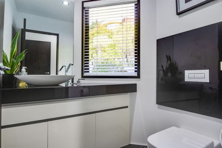 Photo of property in 31 Harry Ell Drive, Cashmere, Christchurch, 8022