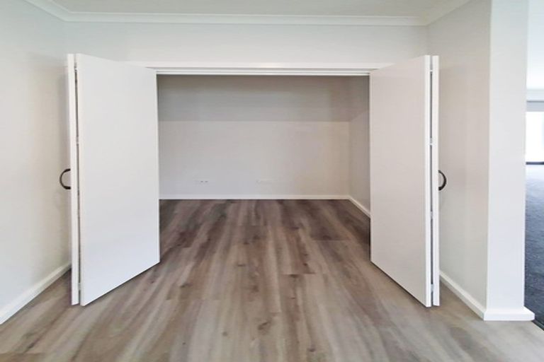 Photo of property in 12 Gee Place, Taradale, Napier, 4112