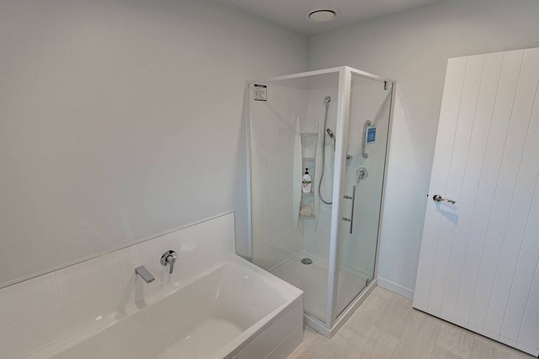 Photo of property in 2/12 Kirsten Place, Parklands, Christchurch, 8083