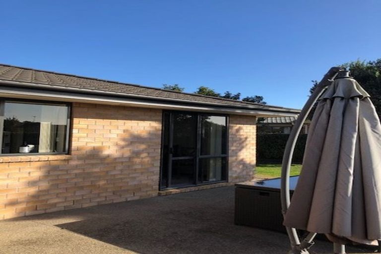 Photo of property in 36 Greig Place, Pukekohe, 2120